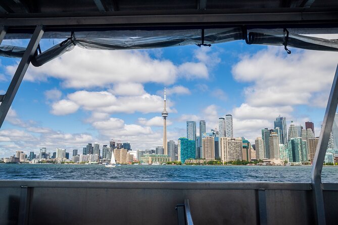 1-Hour Toronto Harbour Tour with Live Narration - Key things to know before you go