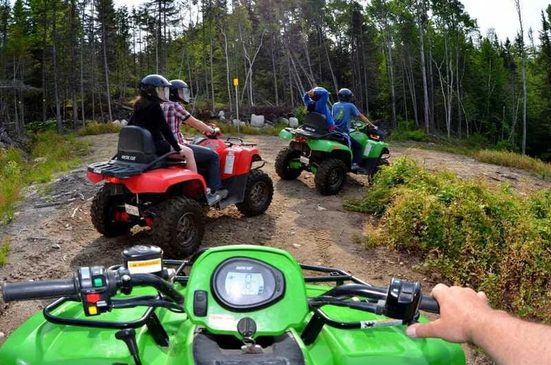 15 min. Tadoussac : Guided ATV tour excursion - Guide Energy: Friendly Coaching and Mid-Ride Adjustments