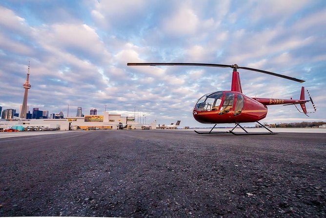 20 km Helicopter Tour over Toronto - Entering the experience at Billy Bishop Toronto City Airport