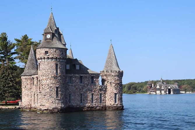 3 Day and 2 Night Tour: Toronto, 1000 Islands, and Niagara Falls - Who this tour fits best, and who may want a different style