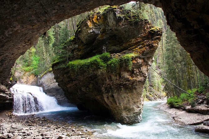 8 Iconic Stops. 12 Comfy Seats. See Banff's Best in First Class. - Price and value: what you get for $149.45 per person