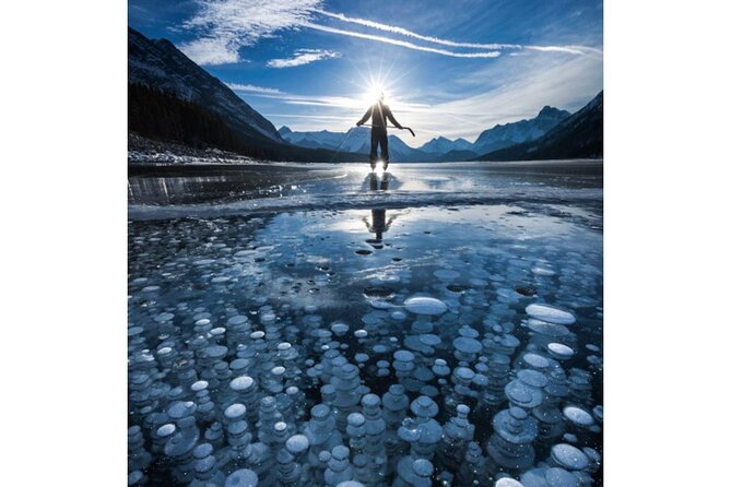 Abraham Ice Bubble/Sunwapta Falls,Snowshoeing,Icefield, Bow&Peyto - Waterfowl Lakes: the calm pause that keeps the day from feeling rushed