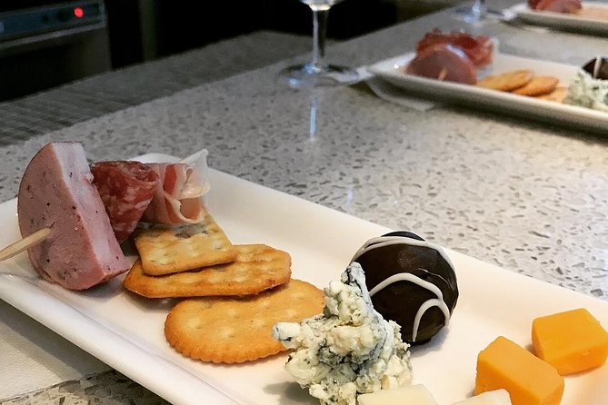 Afternoon Wine, Beer and Charcuterie Tour in Niagara-on-the-Lake - Tastings, snacks, and pacing so the day stays fun