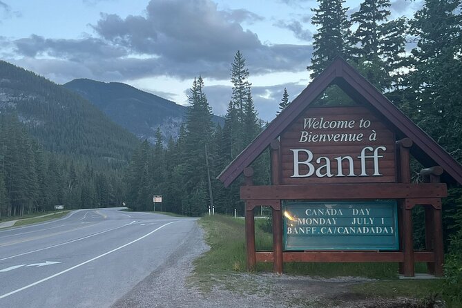 Airport Shuttle: Banff <---> Calgary - The Pickup Plan, From Your Banff Location to YYC