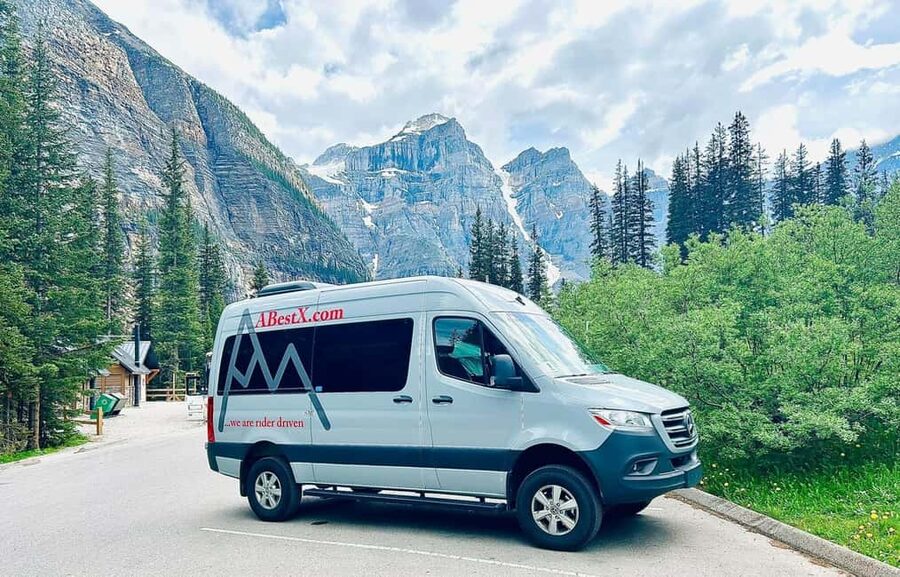 All-Inclusive Private Banff Tour with Hotel Transfer - Banff Gondola, a 105-minute block that needs some ticket planning