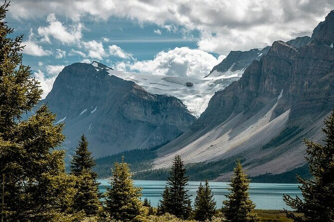 Along Icefields Parkway: Peyto Lake, Bow Lake & Columbia Icefield - Crowfoot Glacier Above Bow Lake: The Photo Stop That Kills Time Well