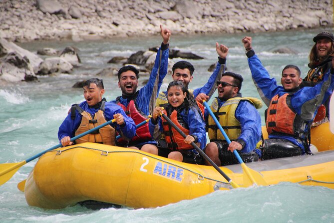 Athabasca River Mile 5 - Paddling and safety: what the guide style tends to focus on
