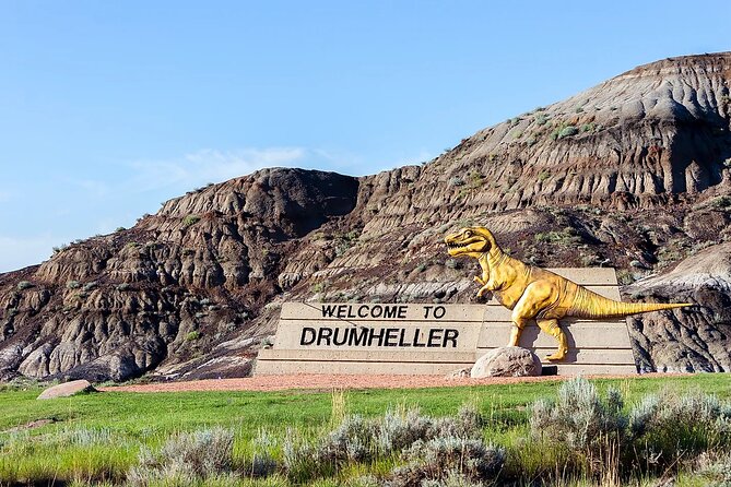 Badlands Tour: Drumheller with Museum, Hoodoos & Dinosaurs - Horseshoe Canyon: the Badlands in a U-shaped jaw