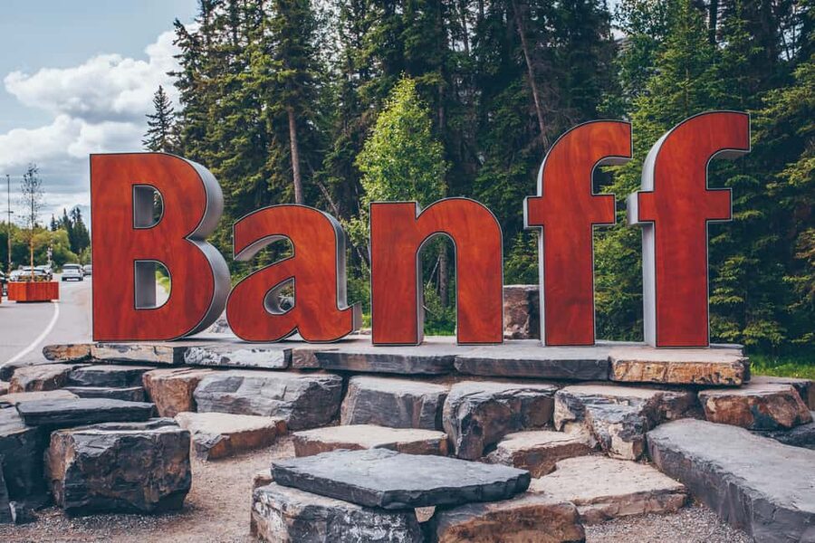 Banff 2-day: Lake Louise, Moraine Lake, Johnston Canyon tour - Price and Value: Is $78 a Good Deal for Two Days?