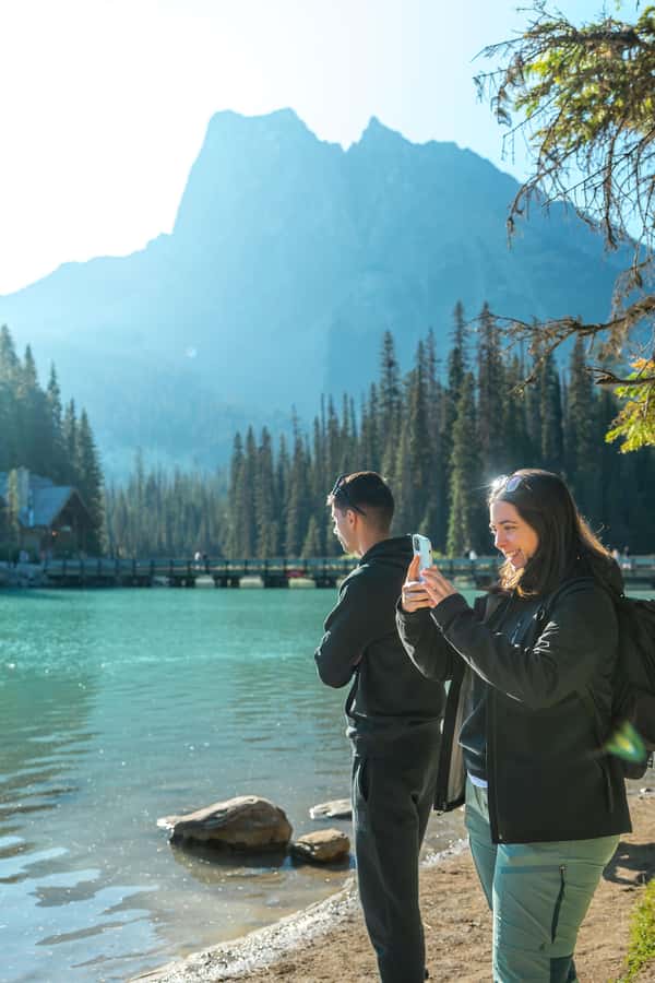 Banff: 3 National Parks, Takakkaw Falls, & Emerald Lake Tour - Meeting at Banff Train Station and Getting Set for the Day