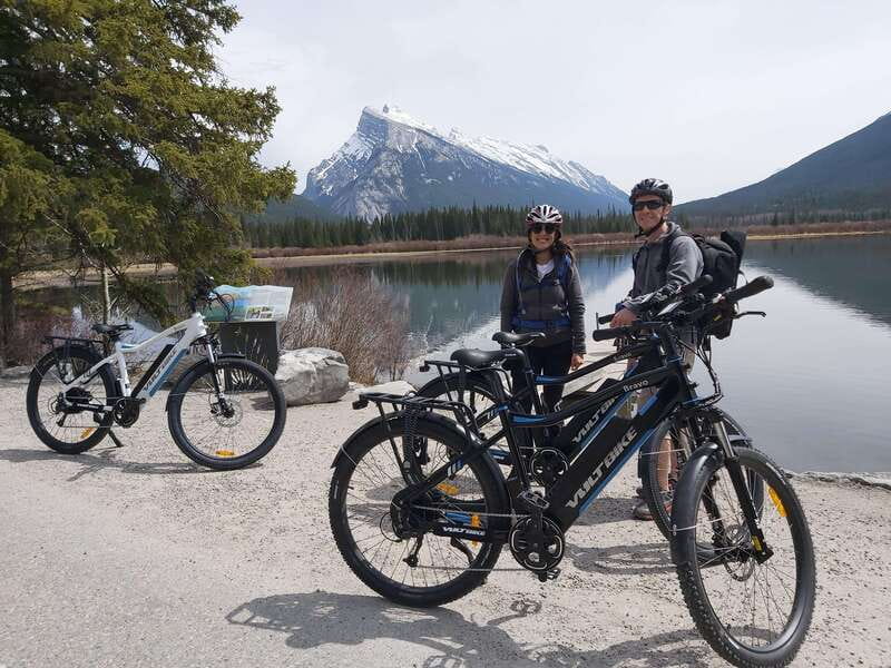 Banff: 4-Hour E-Bike and Walking Tour in Johnston Canyon - How the guides make it feel personal in a small group
