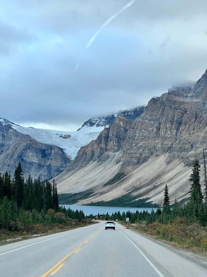 Banff and Jasper National Parks Tour and Glacier Adventure - Lake Louise Time: A Good Reset Before the Glacier Stops
