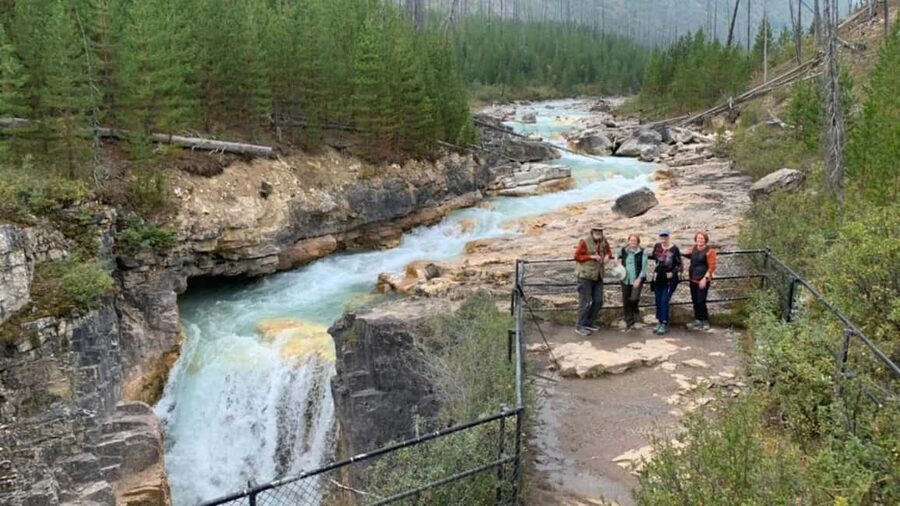 Banff/Canmore: Emerald Lake & Takakkaw Falls - What You Actually Get Included: Snack, Entry Fees, and Charging