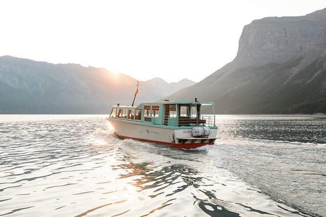 Banff/Canmore:Gondola,Hot Water Spring,Bow Fall,Iconic Lakes Tour - Lakes in a Row: Minnewanka, Two Jack, and Johnson Lake