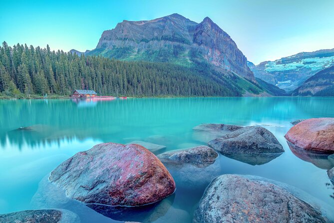 Banff/Canmore: Moraine Lake & Lake Louise Combo Tour - Lake Louise: Lakeshore strolls and the Fairview Lookout option