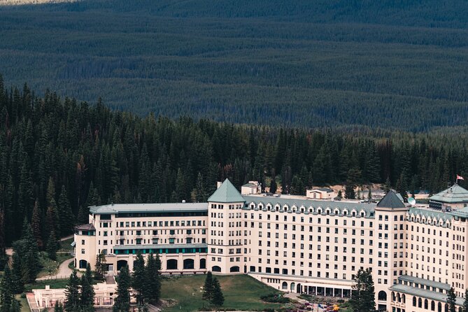 Banff/Canmore Shuttle to Moraine Lake and Lake Louise(1.5h each) - What this Moraine Lake and Lake Louise shuttle actually delivers