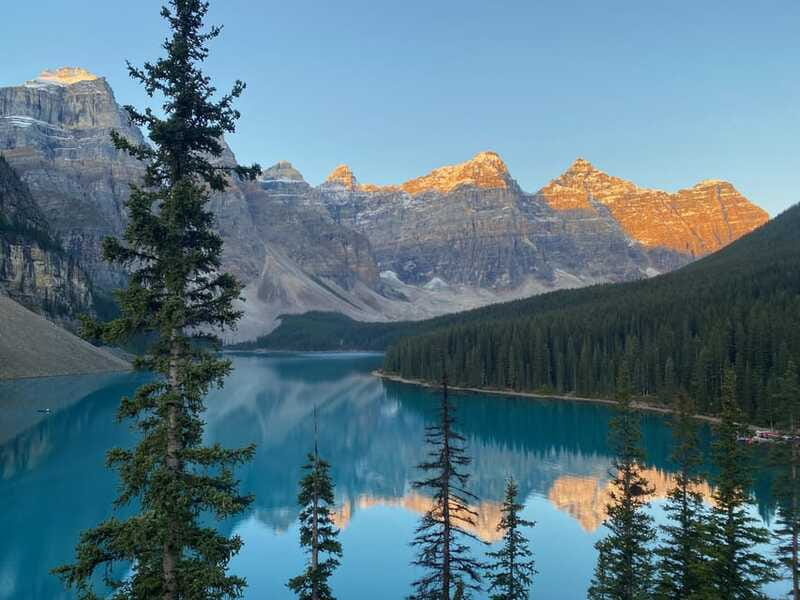 Banff/Canmore: Sunrise at Moraine Lake w/ Lake Louise Option - Moraine Lake at dawn: how you use your 2 hours