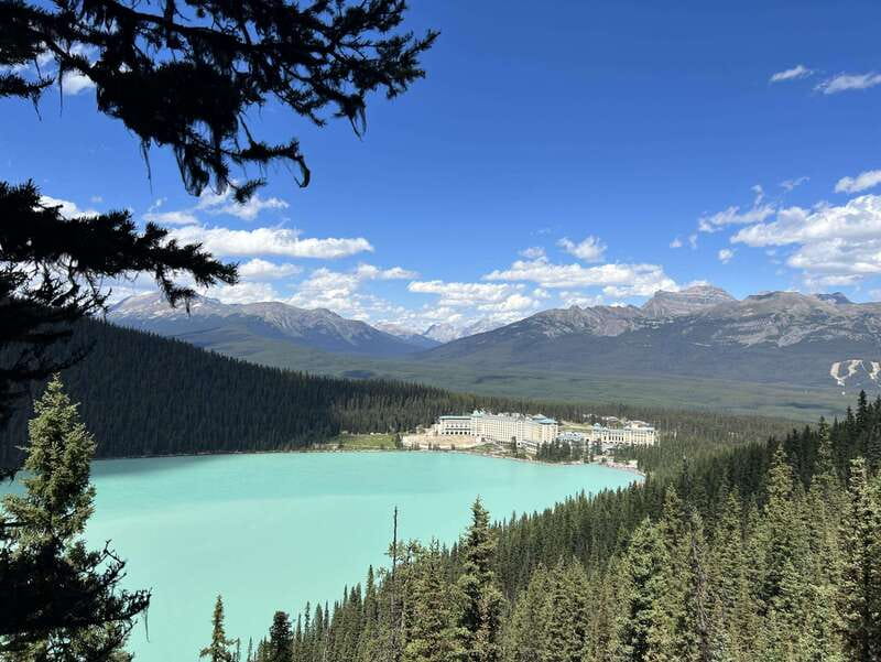 Banff : Day Tour : Lake Louise, Moraine Lake and Peyto Lake - Why Lake Louise, Moraine Lake, and Peyto Lake Fit One Day in Banff