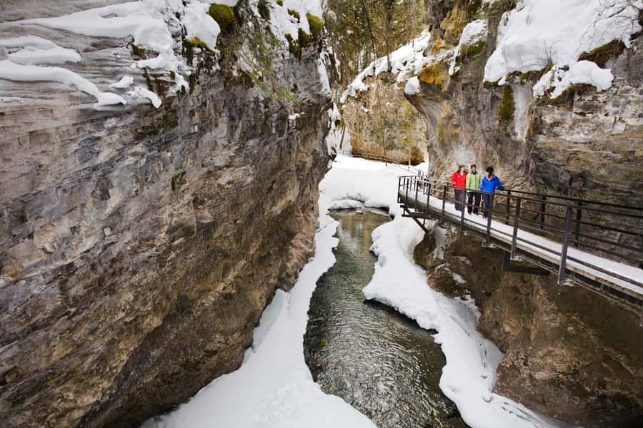 Banff Gondola, Banff Town, Lake Minnewanka, Bow Falls - Bow Falls: Short Stop, Big Sound