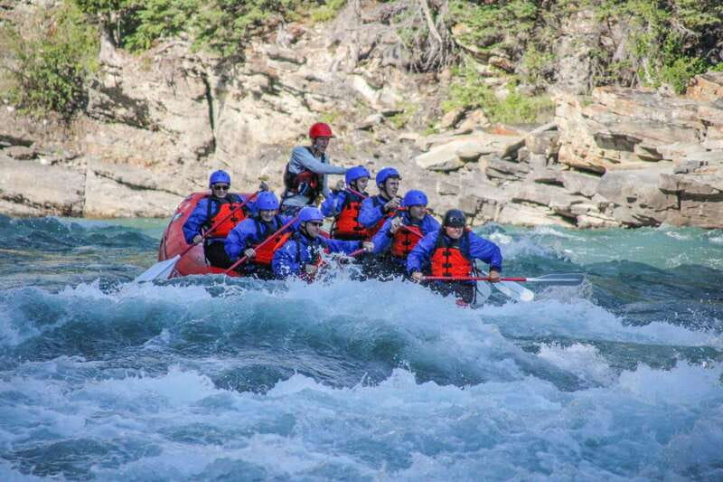 Banff: Horseshoe Canyon Whitewater Rafting Tour - Where you meet for Horseshoe Canyon rafting (and how to park)