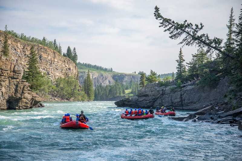 Banff: Horseshoe Canyon Whitewater Rafting Tour - Safety and paddling commands: what you should pay attention to