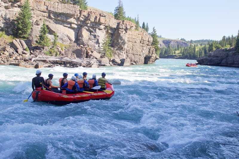 Banff: Horseshoe Canyon Whitewater Rafting Tour - The bus and the post-raft base: rinse, refresh, and photos