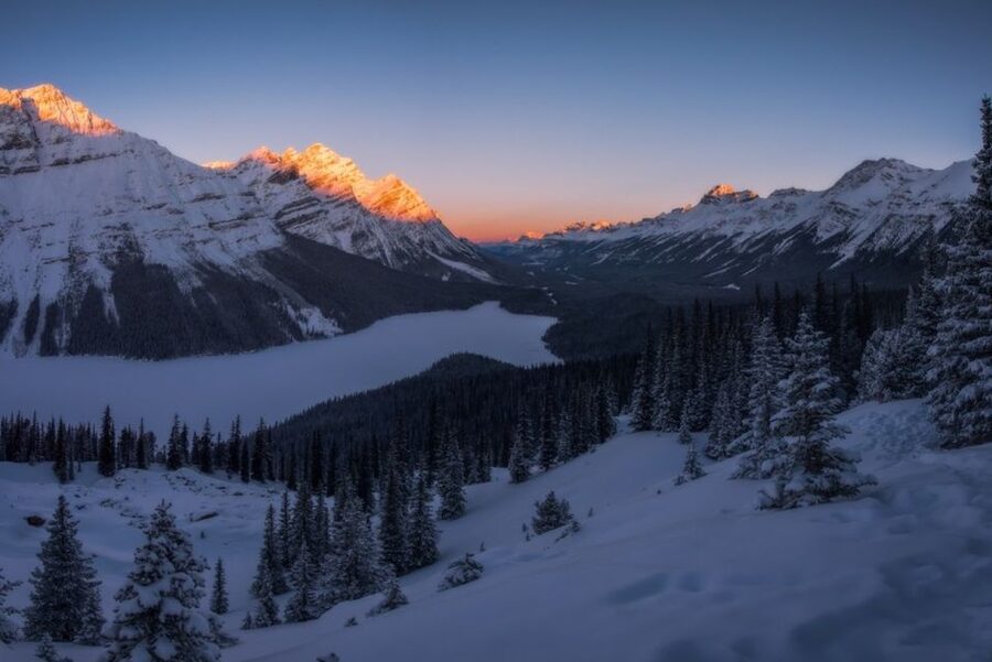 Banff: Icefields Parkway & Abraham Lake Ice Bubbles Tour - Getting There: Pickup Times and the Small-Group Ride