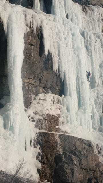 Banff: Introduction to Ice Climbing for Beginners - Who this ice climbing intro is for, and who should skip it