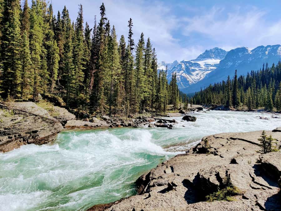 Banff: Lake Louise, Emerald, Marble Canyon and Yoho Tour - From Calgary, Canmore, or Banff, you get a ride that keeps the day moving