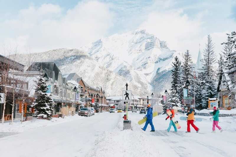 Banff, Lake Louise, Marble Canyon & Yoho National Parks Tour - Food and Winter Weather Reality