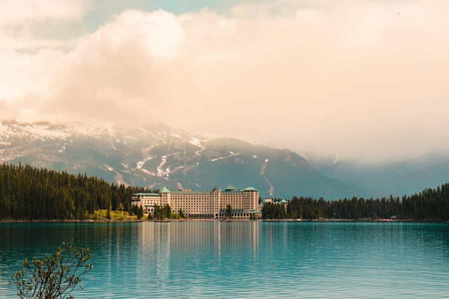 Banff Lake Louise Moraine, Emerald Glacier, Peyto & Bow Lake - Moraine Lake in summer, Marble Canyon in winter season