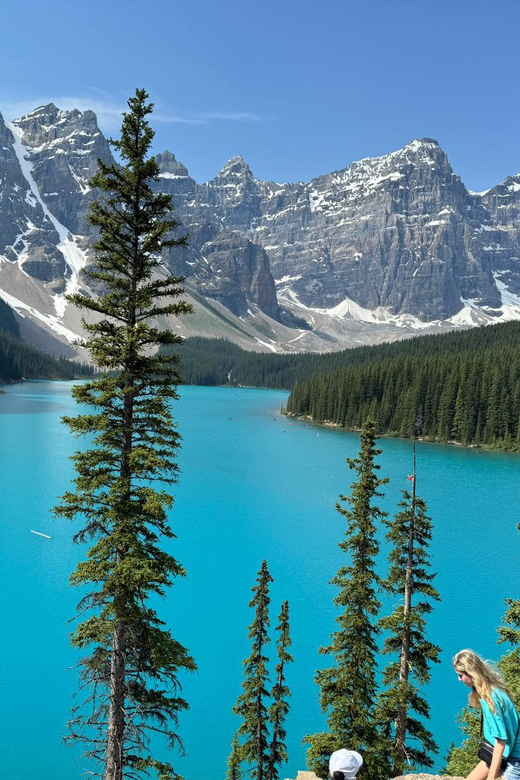 Banff: Lake Louise, Moraine, Emerald & Johnston Canyon Tour - Moraine Lake in summer, Minnewanka in winter