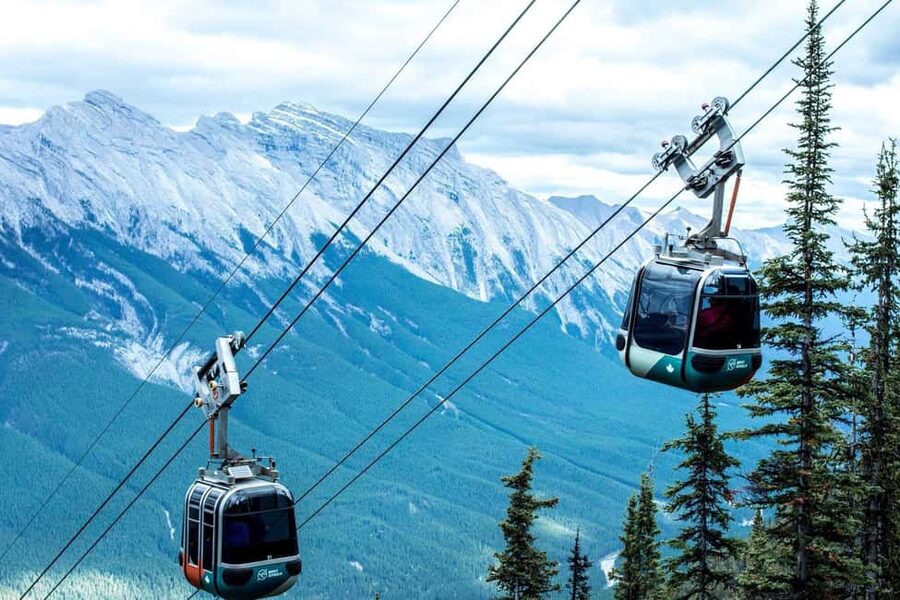 Banff:Lake Louise & Moraine Lake 1/2 Day Tour Canoe/Sightsee - Castle Mountain photo stop, short and worth it