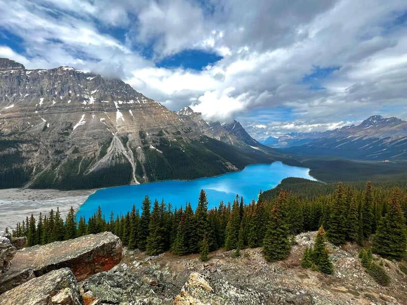 Banff - Lake Louise Moraine Lake and Icefields Parkway Tour - Getting picked up: Banff and Canmore coverage, plus park pass basics