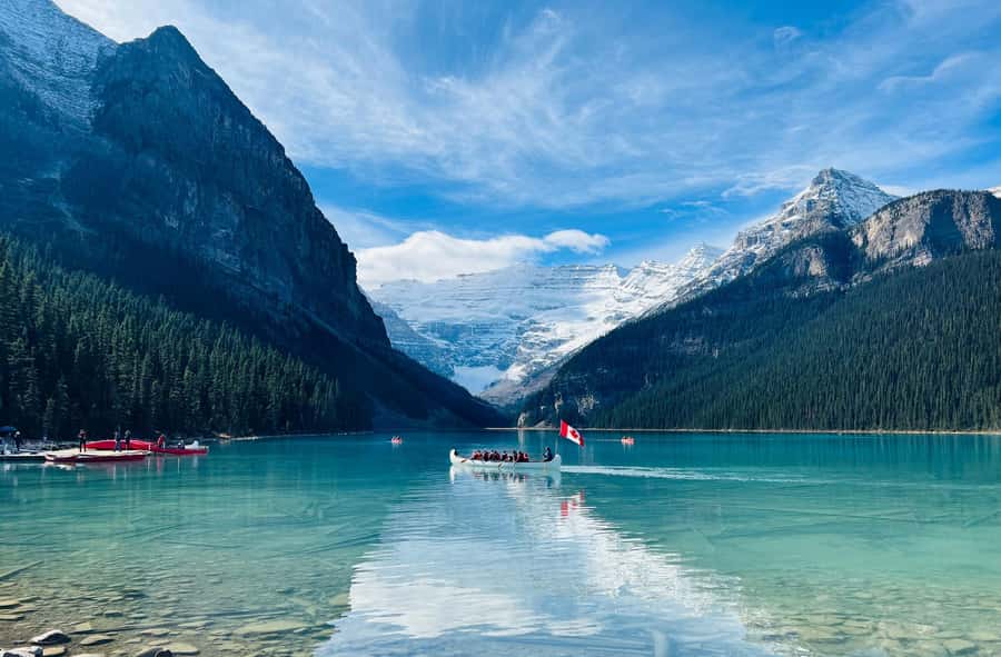 Banff: Lake Louise & Moraine Lake Half Day Tour - Why Lake Louise and Moraine Lake in One Half-Day Works