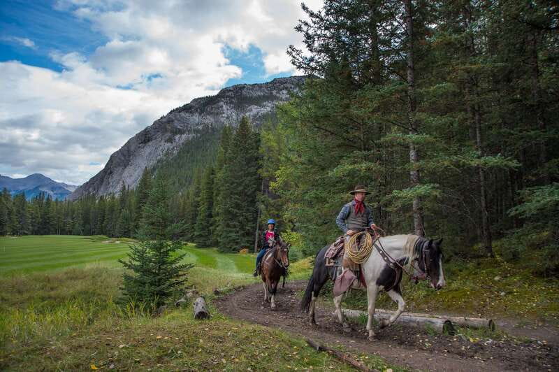 Banff National Park: 1-Hour Spray River Horseback Ride - Riding Along the Fairmont Edge, Then Into a Wooded Residential Area