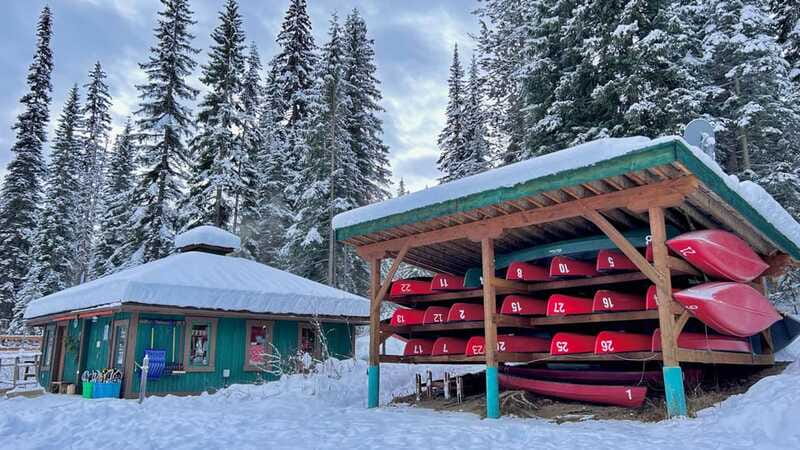 Banff National Park: Canyons, Lakes & Local Favourites - Transport, group size, and how the day really runs