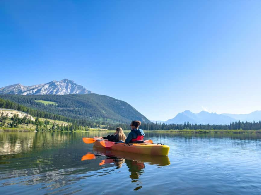 Banff National Park: Kayaking Trip - Weather in the Rockies: what to pack so you stay comfortable