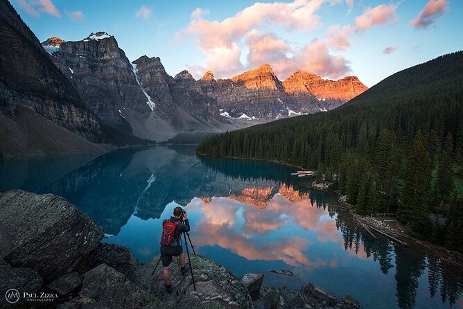 Banff National Park Moraine Lake and Lake Louise Explorer Tour - Water, walking paths, and what to bring for a one-hour stop