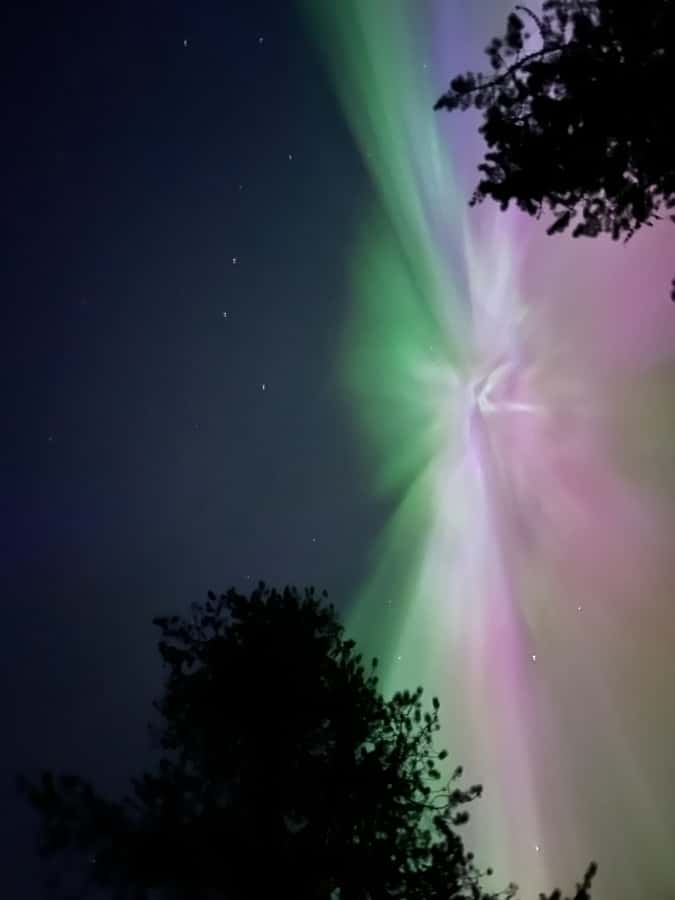 Banff Night Sky: Stargazing and Northern Lights Chasing Tour - What to Pack for This 2 Miles of Darkness (and How to Dress for It)
