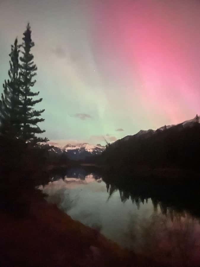 Banff Night Sky: Stargazing and Northern Lights Chasing Tour - Meeting at Cave and Basin, Parking Free, and Timing That Actually Helps