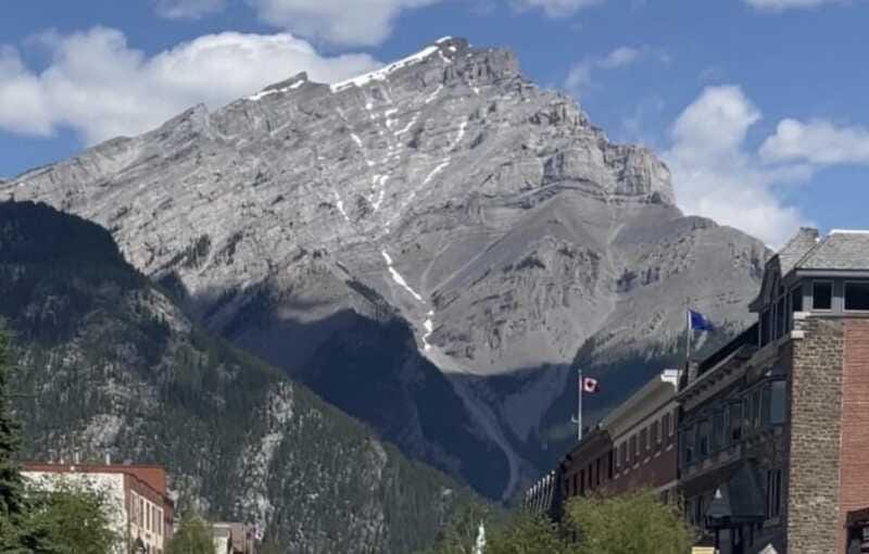 Banff Town: Guided Town Walking Tour with Snack - The Snack Break: Sweet Treat Plus a Refreshing Drink