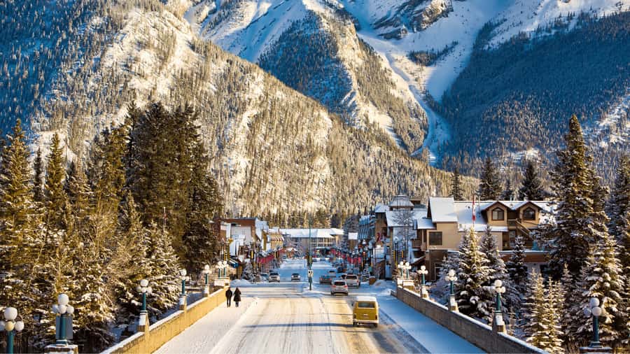 Banff: Winter Day Tour with Banff Gondola & Johnston Canyon - What to bring for a real winter day in Banff
