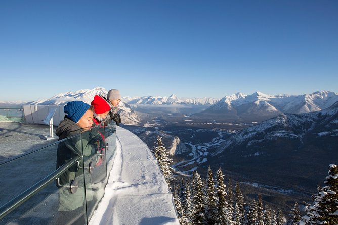 Banff Winter Tour Featuring Mountaintop Dinner and Banff Gondola - The road stops before the Gondola: free viewpoints with real variety