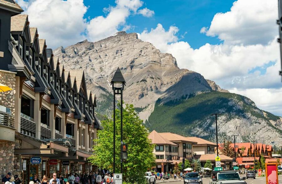 Banff, Yoho, and Jasper 2 Day Private Tour - Lake Louise and the Yoho Lakes, Waterfalls, and Natural Bridge Stops