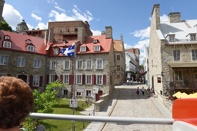 Best of Quebec City: Panoramic Bus Tour with Local Guide - Place d’Armes and Château Frontenac Photo Views You Will Actually Use Later