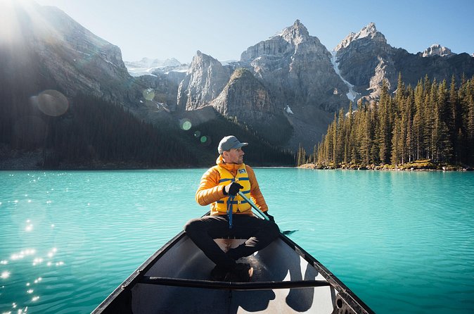Bestseller From Canmore/Banff: Moraine Lake Adventure - Pack Like a Local: What You Really Need for a Mountain Day