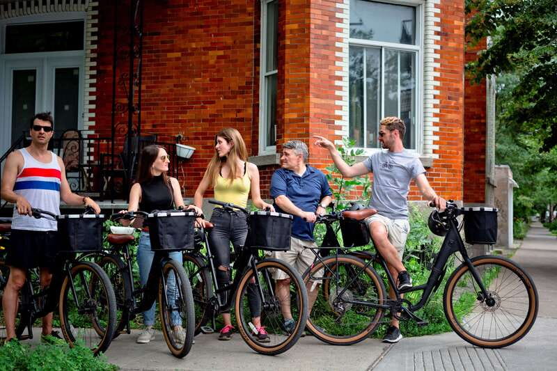 Bike/E-bike tour Plateau,MileEnd, Jean-Talon Market by Fitz - A 3-hour loop that skips downtown and goes neighborhood-to-neighborhood