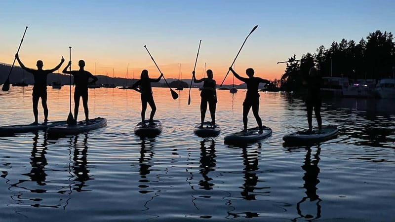 Brentwood Bay: Bioluminescence Tour - Sunset and the photo stop: setting the mood before the glow