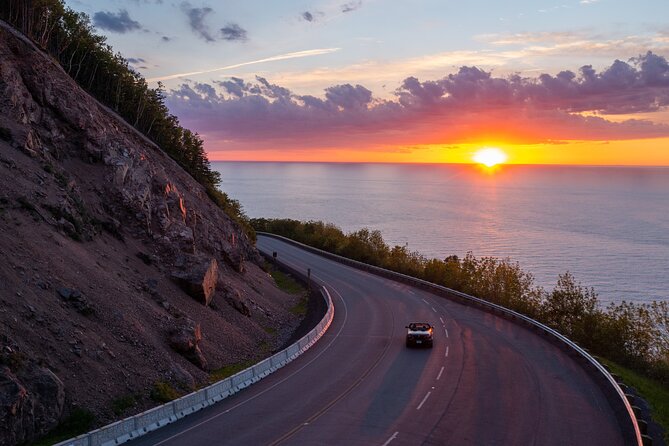 Cabot Trail Bus Tour for Cruise Excursion - Guides in the driver’s seat: Bob, Tom, and what good narration does